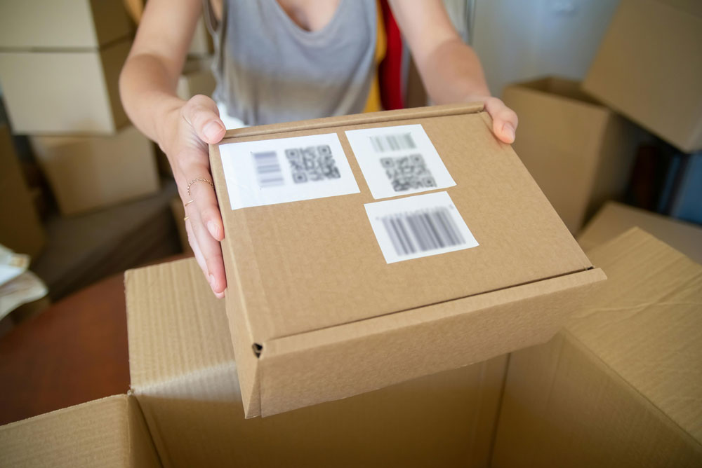 Tienda Online 1 foto/caja-paquete-carton-caja-de-carton-pexels-kampus-7857539